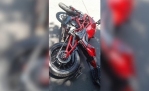 CDMX: Mueren dos motociclistas tras ser embestidos por un camión; conductor huyó