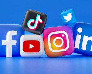 Francia se convierte en el primer país de la Unión Europea en prohibir las redes sociales para menores