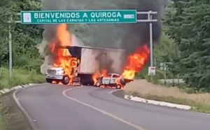 Reportan bloqueos con vehículos incendiados en Michoacán tras operativo contra ‘CJNG’